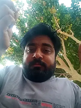 Raju fuckerr online show from March 18, 2026, 6:38 am