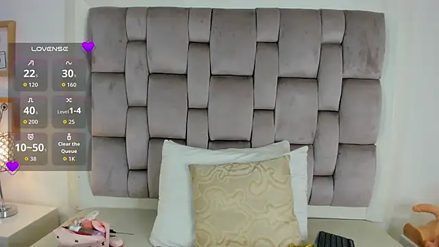 frehia dimou online show from July 28, 2026, 12:48 pm