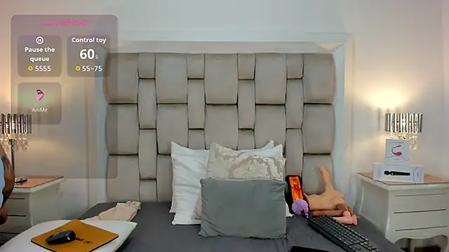 frehia dimou online show from September 15, 2025, 2:56 am