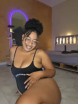 Snapshot of Naomi_jhonson chatting on June 16, 2026, 2:17 pm Naomi jhonson online show from June 16, 2026, 2:17 pm