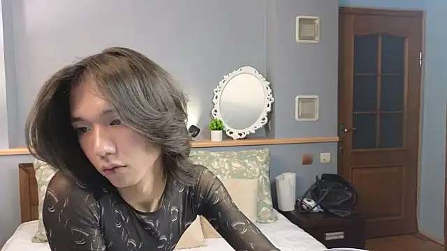 okerriella online show from September 12, 2025, 1:11 pm