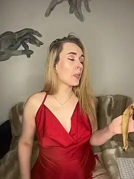 KiraBerht online show from March 8, 2026, 12:27 am