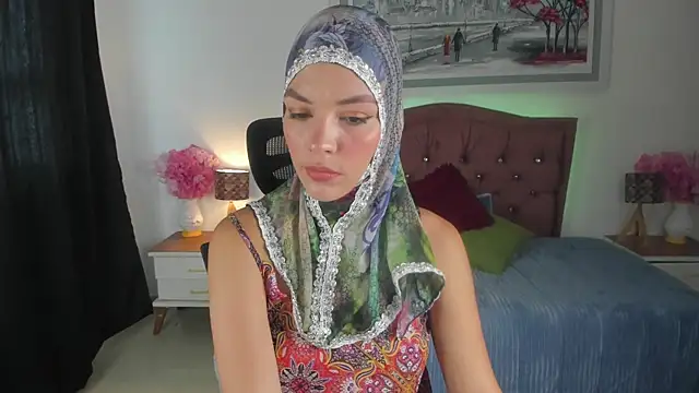 Snapshot of SofiaRivera1 chatting on September 9, 2025, 8:29 pm SofiaRivera1 online show from September 9, 2025, 8:29 pm