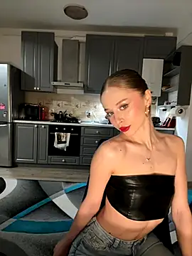 BabyAnais online show from November 14, 2025, 5:27 pm