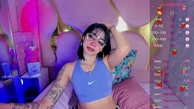 Niina Sissy online show from February 21, 2026, 4:14 am