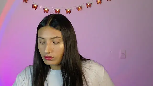 Linda andrew online show from March 18, 2026, 4:19 pm