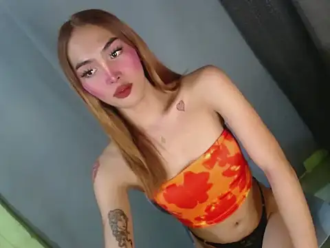 sweetfuckerbaby18 online show from May 6, 2026, 5:28 pm