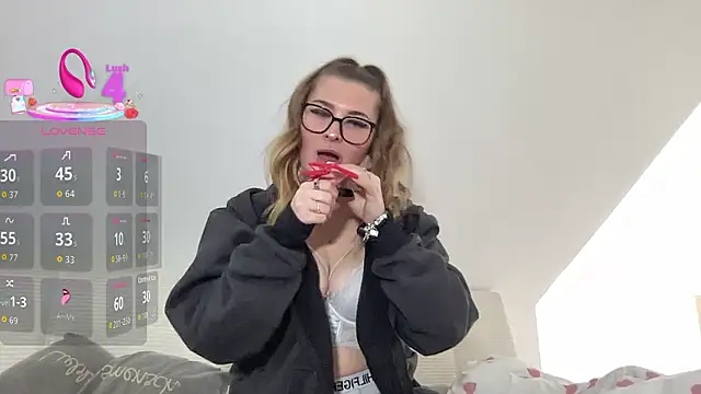 coupleonX2024 online show from February 13, 2026, 1:00 pm