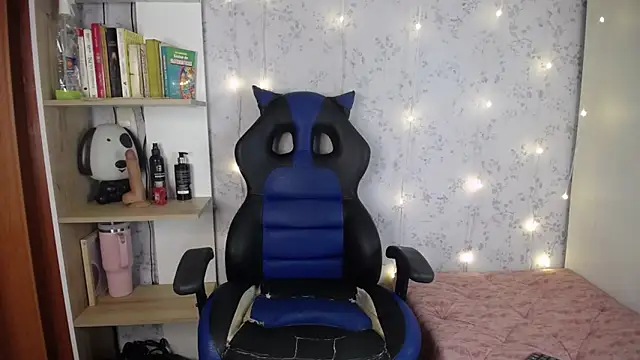 manelike  online show from April 23, 2026, 12:22 pm