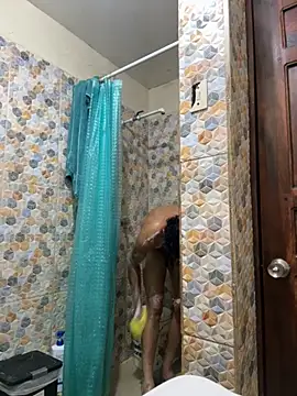 CHARLY-- online show from September 21, 2025, 1:11 am