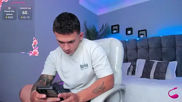 Thomas moon online show from July 23, 2026, 1:41 pm