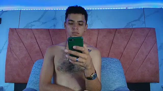 HellAndDante  online show from December 5, 2025, 4:11 am