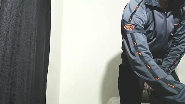 Snapshot of Penelope77 chatting on November 5, 2025, 4:48 am Penelope77 online show from November 5, 2025, 4:48 am