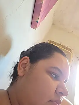 Gorditasexy2000 online show from August 4, 2026, 6:34 pm