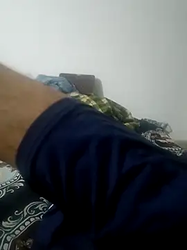 Yourrambo online show from April 5, 2026, 2:40 am