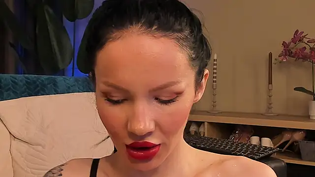 RussianBonita online show from June 6, 2026, 2:00 pm