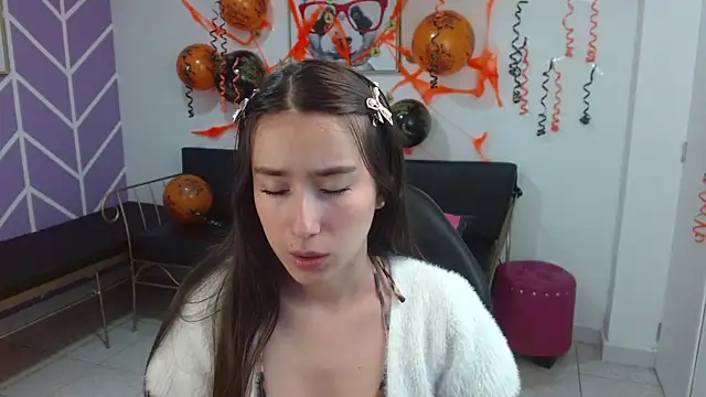 Adhara Kitten online show from October 22, 2025, 1:10 pm