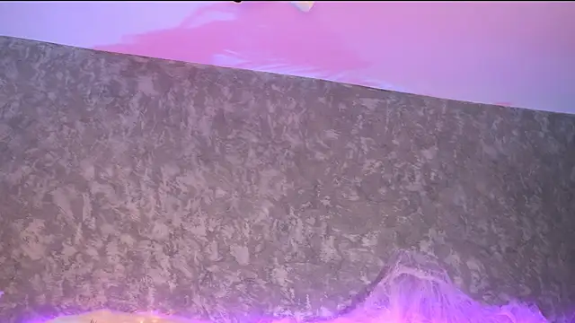 SofiBabe online show from October 28, 2025, 6:01 am