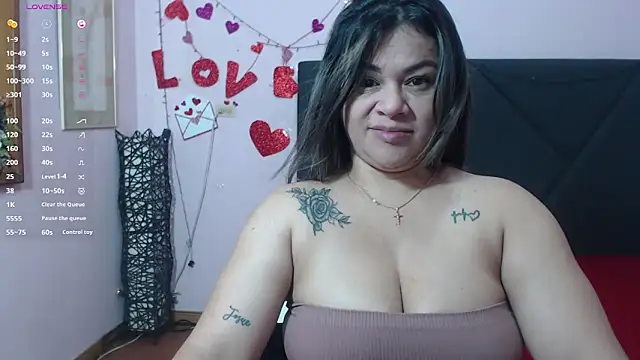 pamela echeverria online show from May 2, 2026, 11:48 am