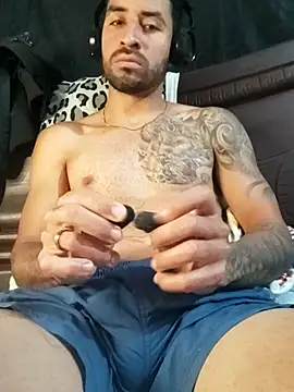 Alexsexygamer online show from November 17, 2025, 12:42 pm