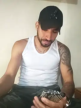 Alexsexygamer online show from November 21, 2025, 10:20 pm