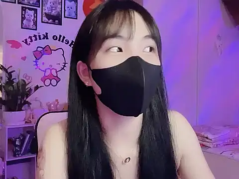 keelinnn19 online show from October 1, 2025, 6:23 pm