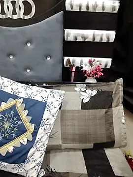 Suhana Darling online show from March 5, 2026, 7:54 pm