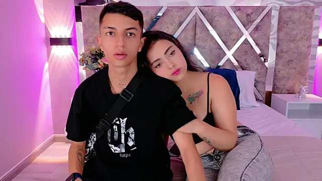 NickandAbby  online show from January 7, 2026, 8:25 pm