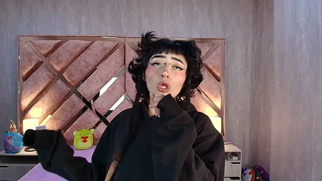 Babyyrasta666 online show from November 2, 2025, 3:33 am