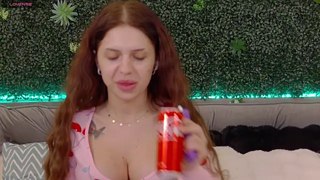 sexyanais online show from September 16, 2025, 6:31 pm