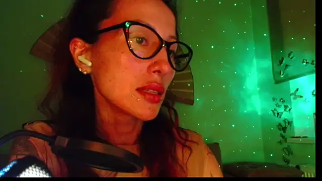 KiotoShine online show from October 21, 2025, 3:33 pm