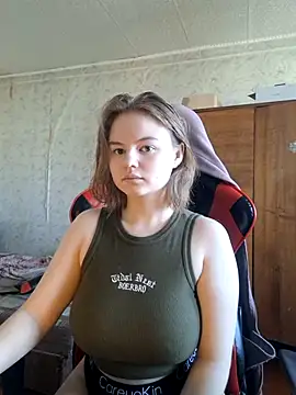 SlipperSherry online show from February 13, 2026, 7:19 am