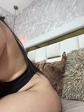 MiaFarkash online show from March 26, 2026, 2:15 pm