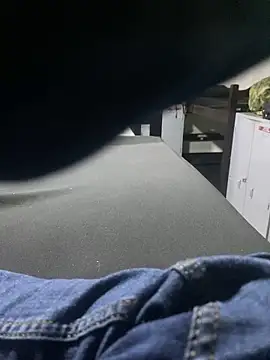 Snapshot of Alabestia12 chatting on April 15, 2026, 1:59 pm Alabestia12 online show from April 15, 2026, 1:59 pm