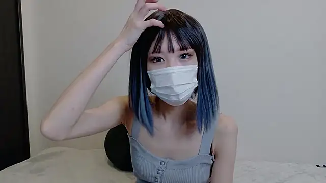 sarina at online show from May 28, 2026, 4:20 am