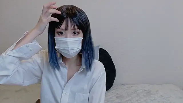 sarina at online show from June 20, 2026, 7:24 am