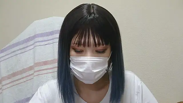 sarina at online show from July 27, 2026, 2:24 pm