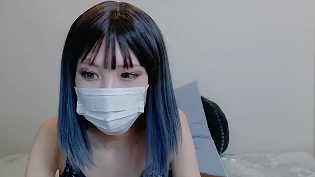 sarina at online show from May 16, 2026, 7:29 am