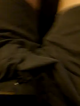 jungerwichserr00 online show from October 20, 2025, 8:09 pm