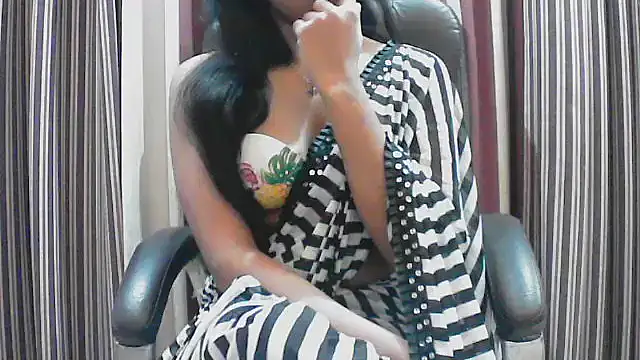 Snapshot of horny__couple_ chatting on December 3, 2025, 5:56 pm horny couple online show from December 3, 2025, 5:56 pm