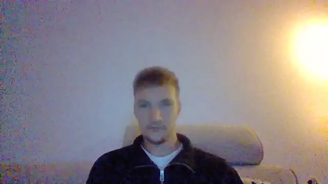 Snapshot of BronBreakerXL chatting on October 10, 2025, 5:14 pm BronBreakerXL online show from October 10, 2025, 5:14 pm