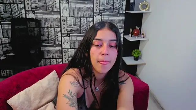 DanielaMonroe online show from June 17, 2026, 1:27 am