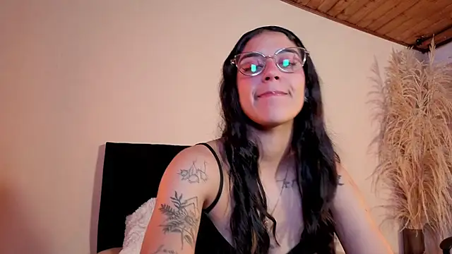 DanielaMonroe online show from May 9, 2026, 10:46 pm