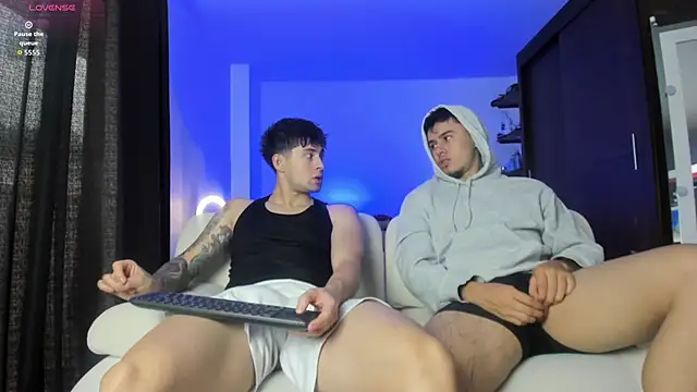 twinguys online show from October 16, 2025, 1:08 pm