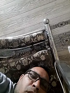 Hot-boy077 online show from January 7, 2026, 6:46 pm