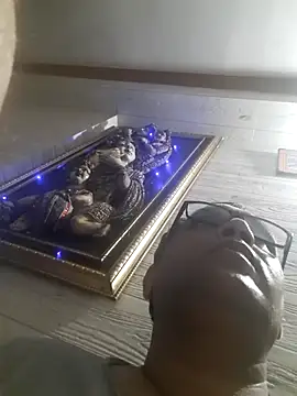 Hot-boy077 online show from November 2, 2025, 1:27 pm