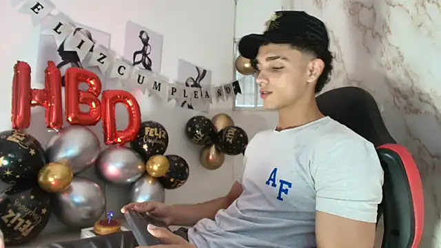 nathan shimmer online show from November 30, 2025, 2:51 pm