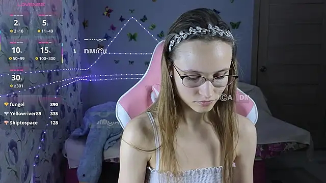 Armurra15 online show from November 14, 2025, 3:26 pm