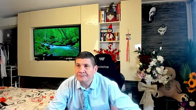 SpartacusDaddy48 online show from April 21, 2026, 3:40 pm