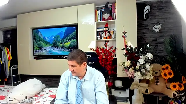 SpartacusDaddy48 online show from June 4, 2026, 5:39 pm